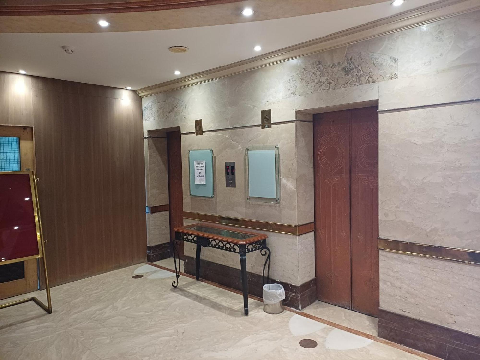Hotel Benzz Park Τσενάι Εξωτερικό φωτογραφία