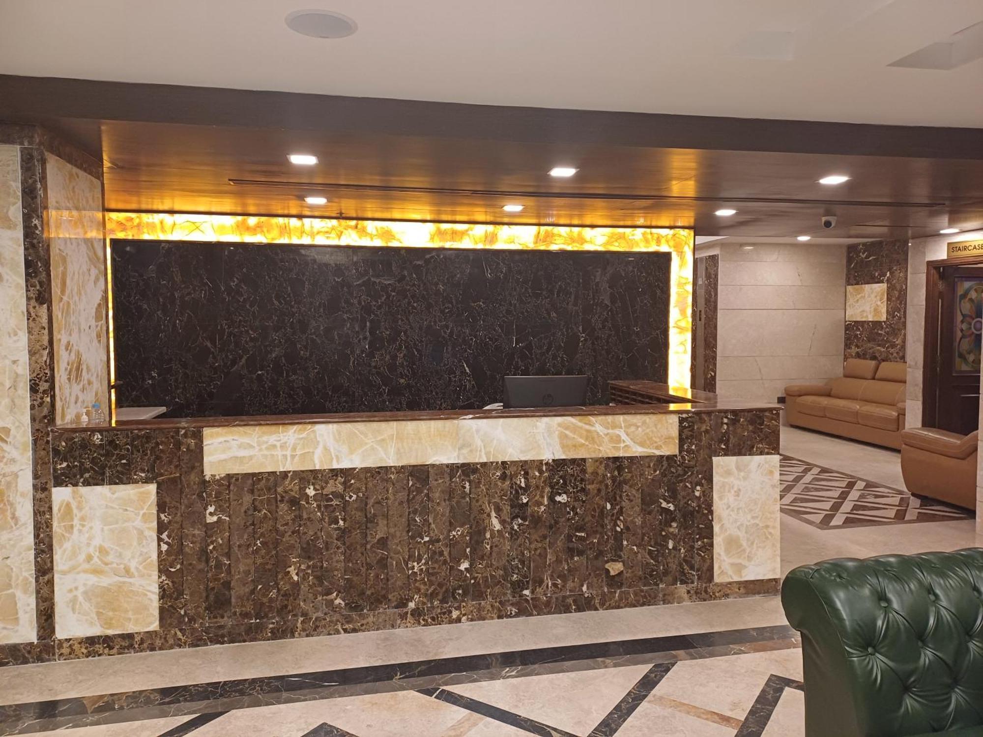 Hotel Benzz Park Τσενάι Εξωτερικό φωτογραφία