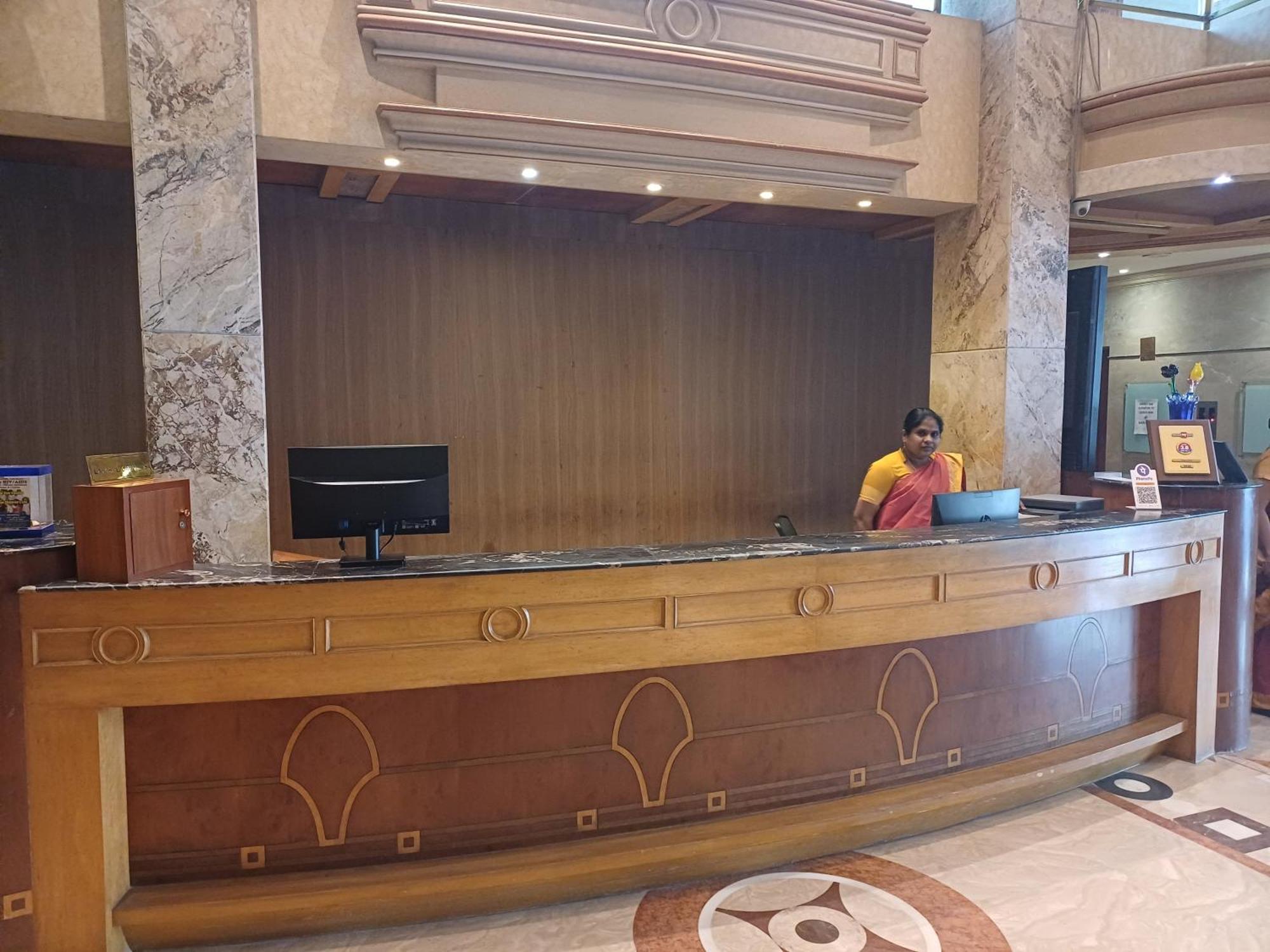 Hotel Benzz Park Τσενάι Εξωτερικό φωτογραφία