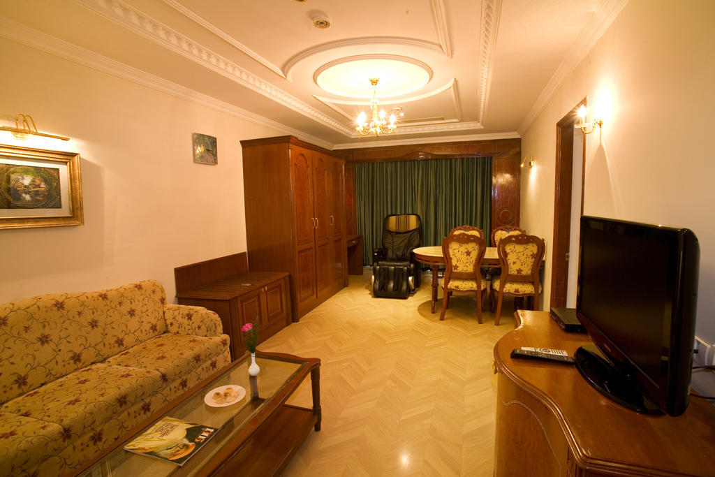 Hotel Benzz Park Τσενάι Δωμάτιο φωτογραφία
