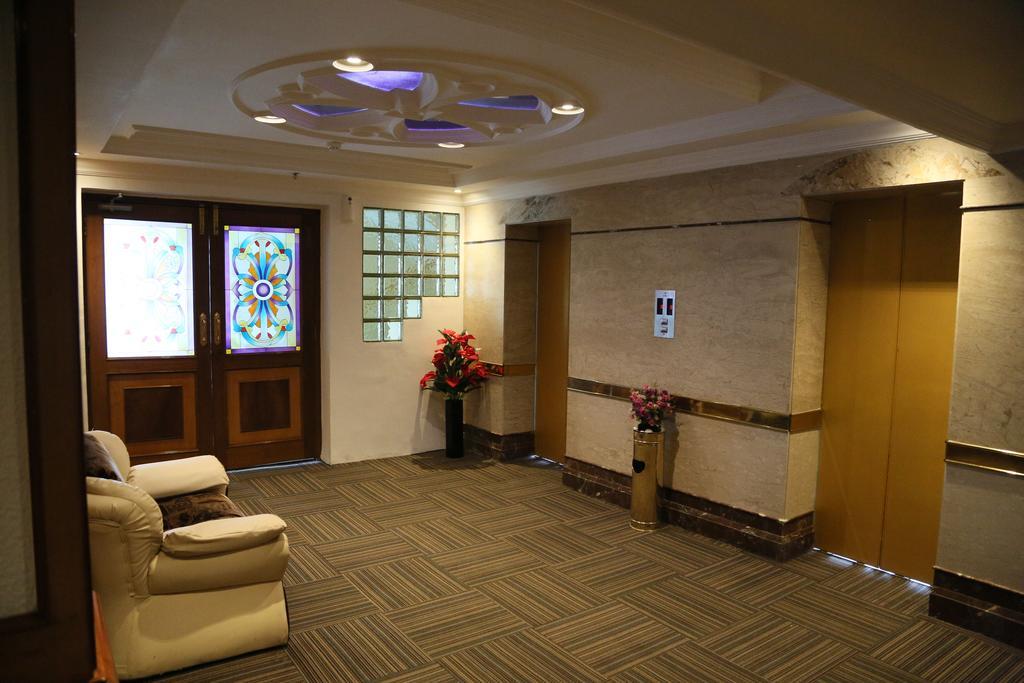 Hotel Benzz Park Τσενάι Εξωτερικό φωτογραφία