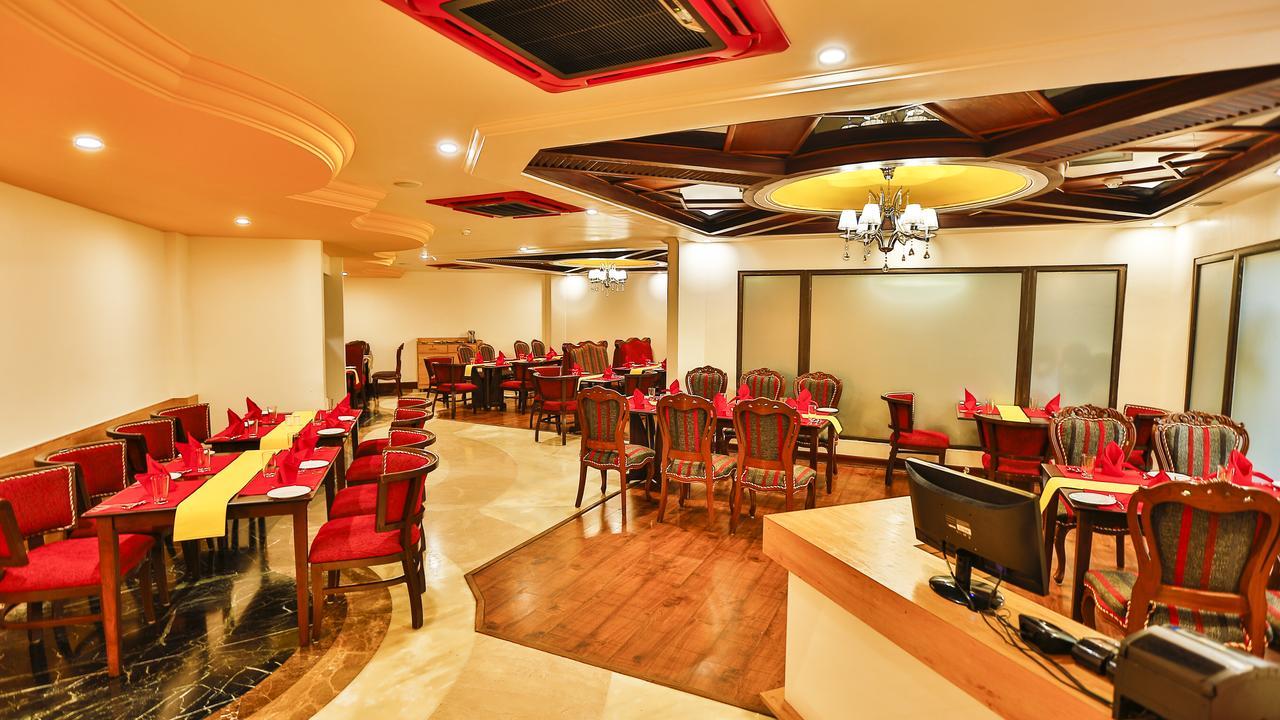 Hotel Benzz Park Τσενάι Εξωτερικό φωτογραφία